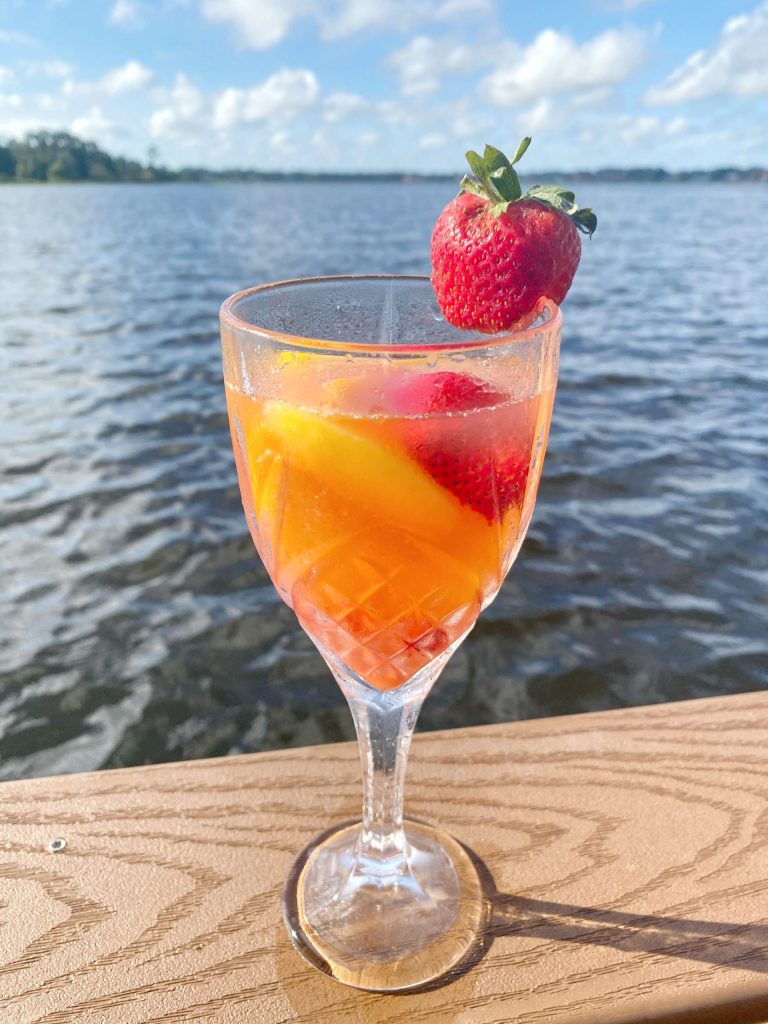 White Wine Sangria Recipe With Peach Schnapps